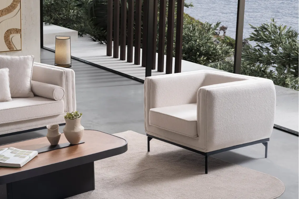 Zerrin Sofa Set · 4